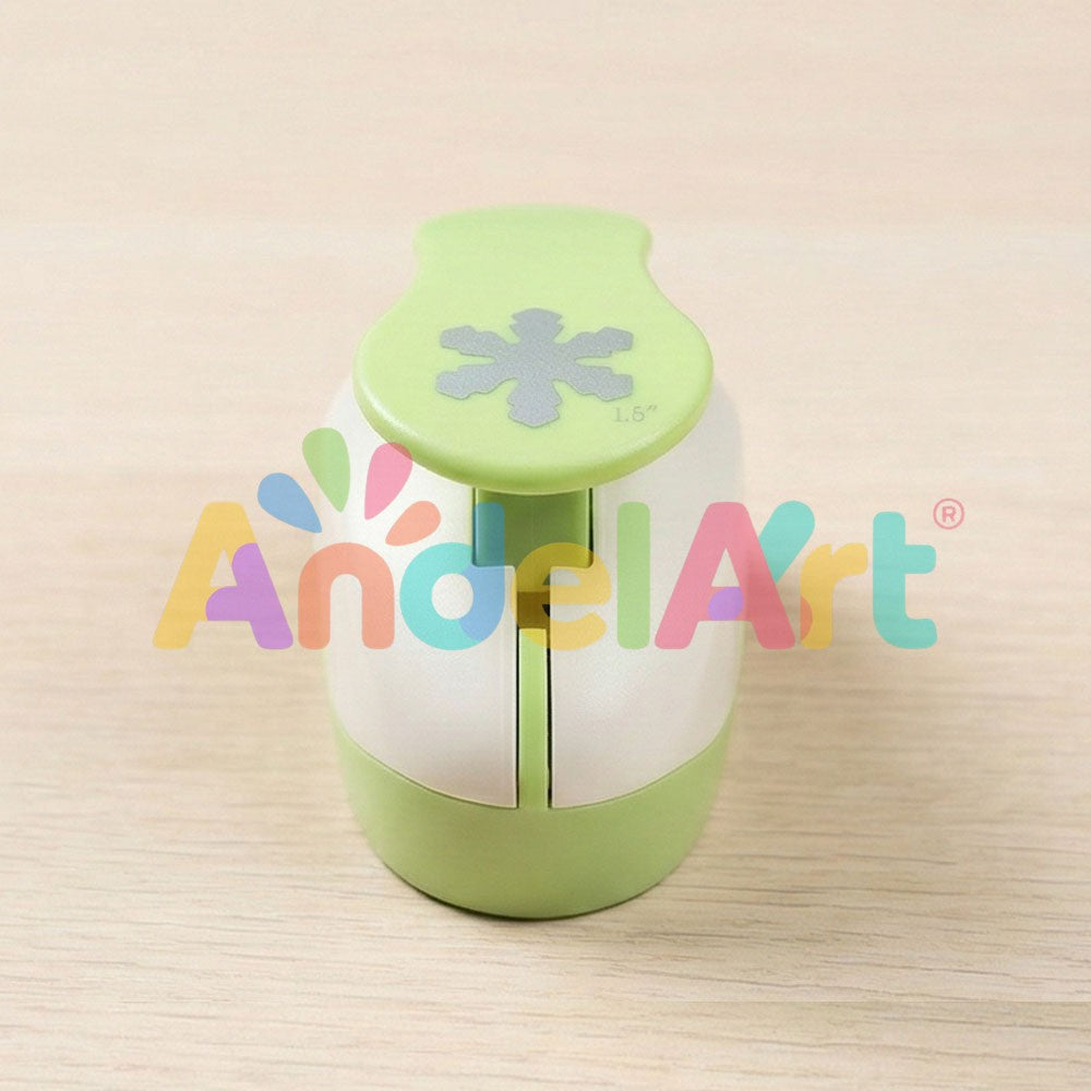 Eva Kar Tanesi Desenli Büyük Boy Şekilli Delgeç