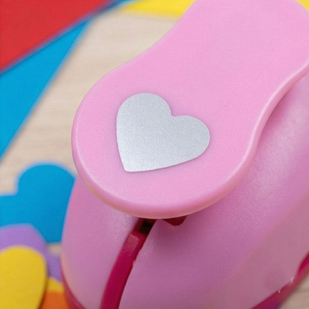 Kalp Desenli Küçük Boy Delgeç 1,5 cm