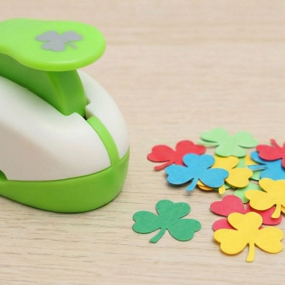 Üç Yapraklı Yonca Desenli Mini Boy Delgeç 0,7 cm